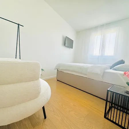 Abyss New Near The With Private Garage * ספליט