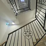 Abyss New Near The With Private Garage شقة سبليت