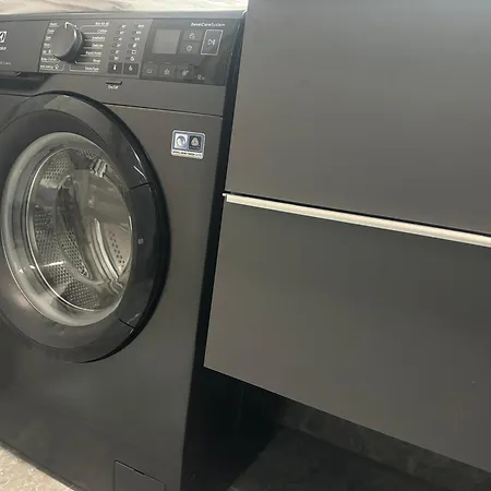 Abyss New Lux Near With Private Garage