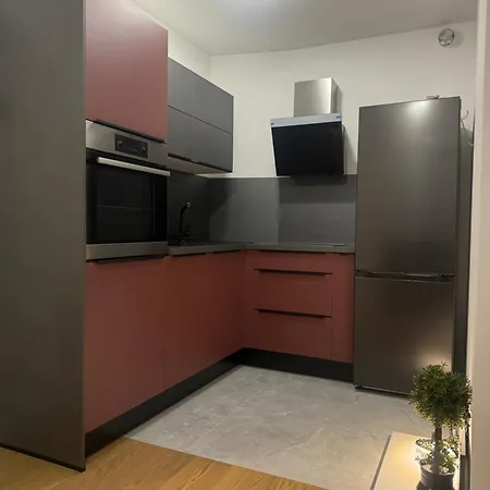 Abyss New Lux Near With Private Garage Split