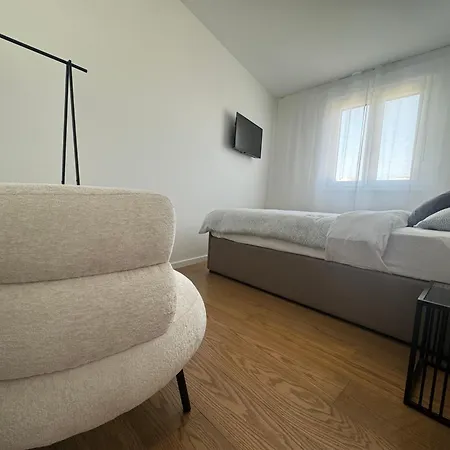 Abyss New Lux Near With Private Garage Apartment Split