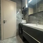 Apartman Abyss New Near The With Private Garage *
