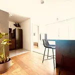 Apartman Abyss New Near The With Private Garage