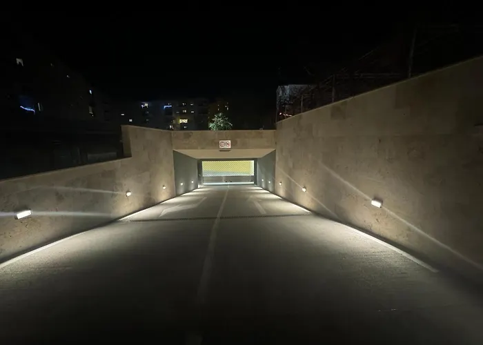 شقة Abyss New Near The With Private Garage *