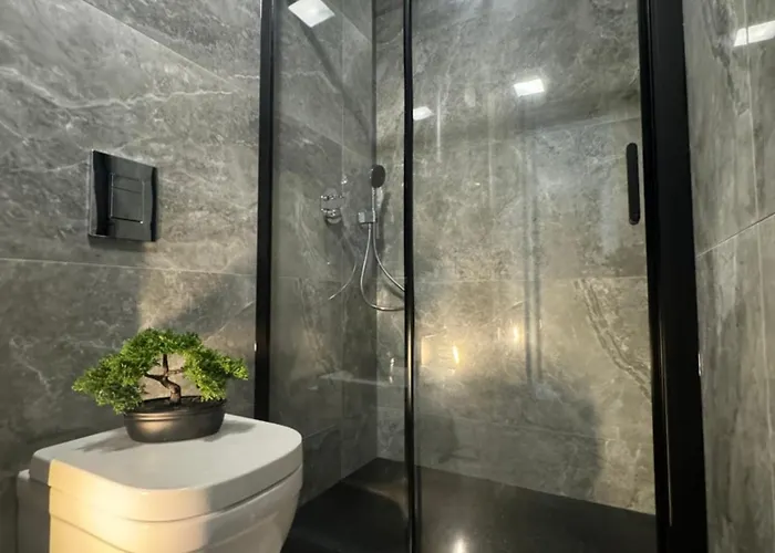 Abyss New Near The With Private Garage شقة